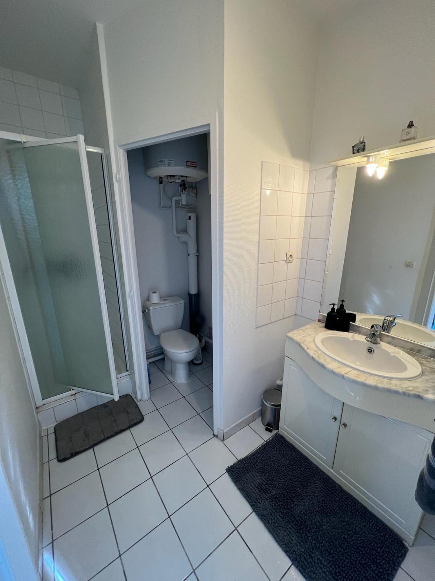 Appartement Chaleureux Pour Un Sejour Confortable Bourg-en-Bresse Ngoại thất bức ảnh